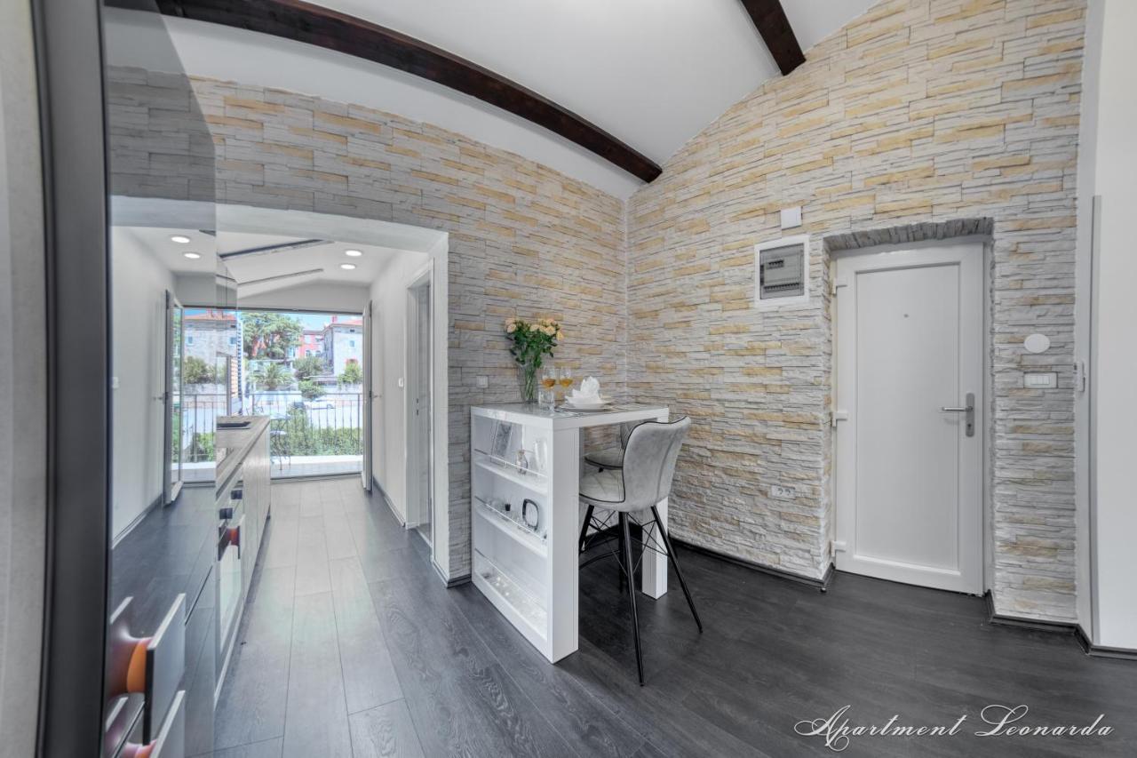 Apartamento Penthouse Leonarda With Private Parking Pula Exterior foto