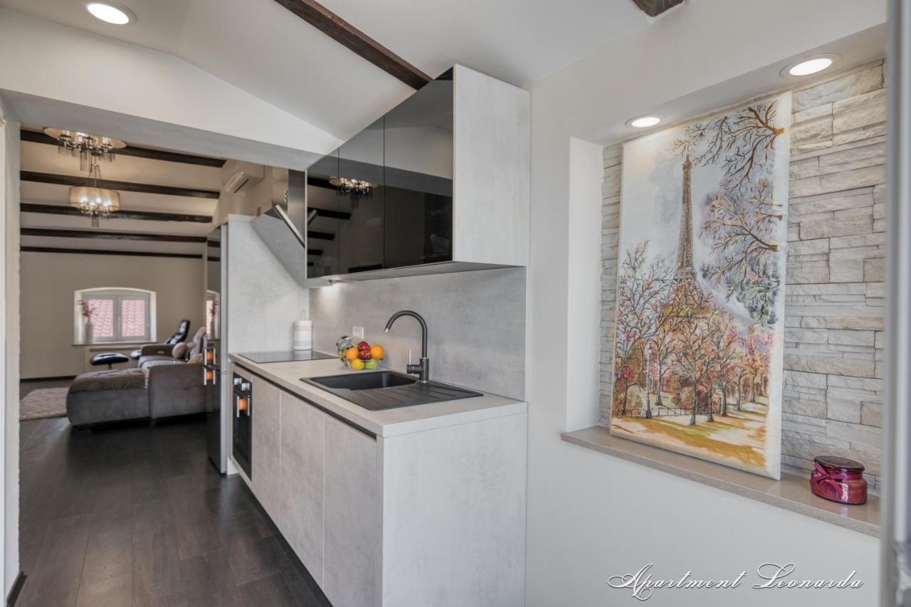 Apartamento Penthouse Leonarda With Private Parking Pula Exterior foto