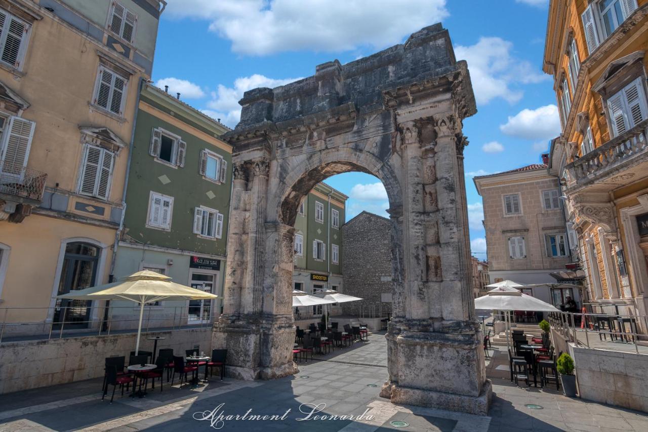 Apartamento Penthouse Leonarda With Private Parking Pula Exterior foto