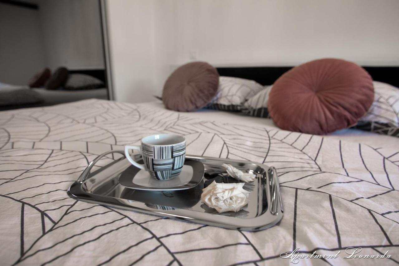 Apartamento Penthouse Leonarda With Private Parking Pula Exterior foto